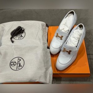 Brand New Hermes White Pumps